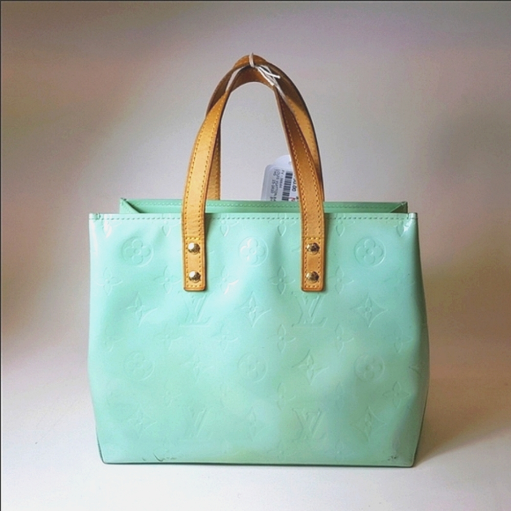 Louis Vuitton Green Vernis Reade Pm Bag